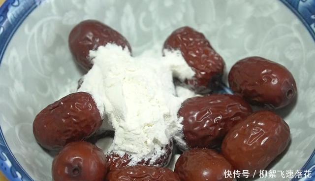 筷子|大米别只会煮饭了,加一把花生,筷子一搅,蓬松暄软,吃着像面包