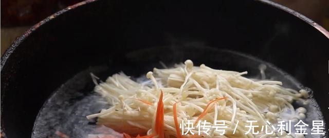 金针菇最好吃的做法，加3个鸡蛋，不炒不煮，出锅营养下饭又解馋！