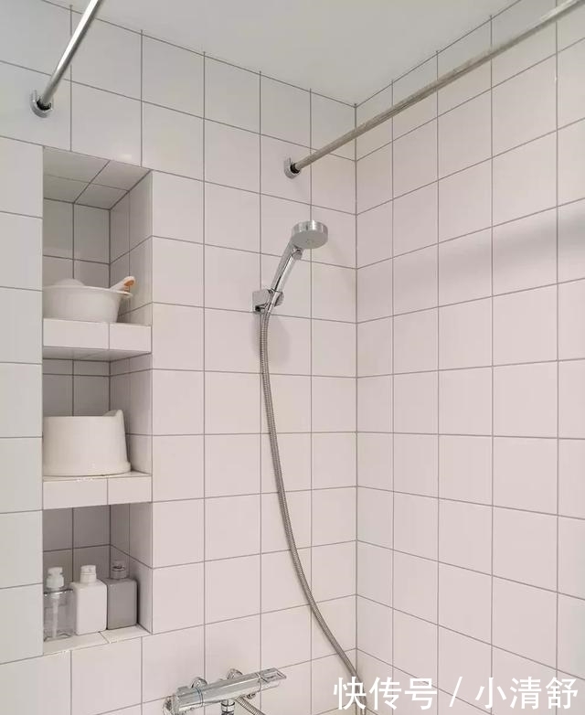 木质|参观同事新房，一进门就被迷住，头一次见洗衣机放餐厅，太惊艳了