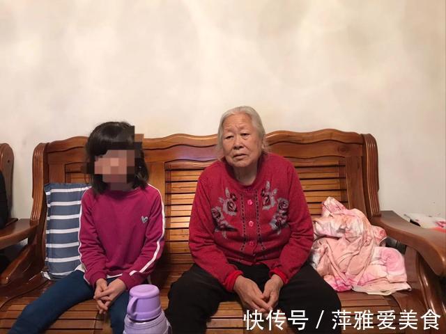 老两口|近90岁老夫妻,可蒸馒头,能喝酒,长寿秘诀:从不碰一件事