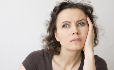 调理|更年期女性，就只能靠吃药调理？妇科医生提示：3种食物或可缓解