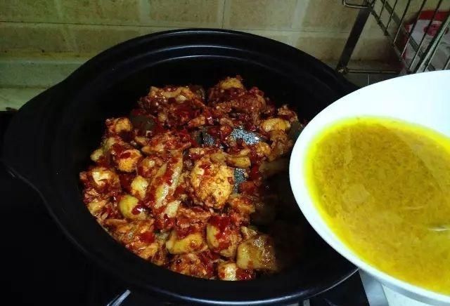 辣子鸡|辣子鸡最好吃的做法,大厨教你在家做出来,越吃越上瘾收藏了