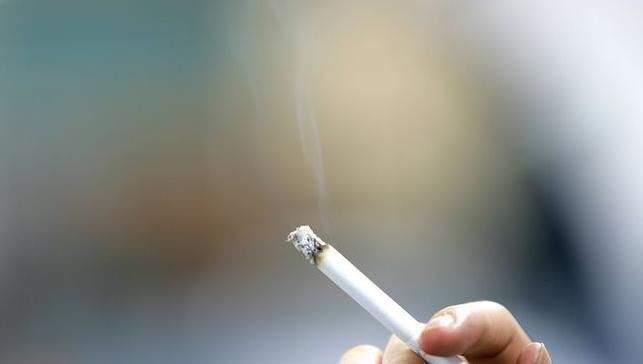 大夫尼古丁也有“天敌”,若不想戒烟,请多吃,肺会感谢你