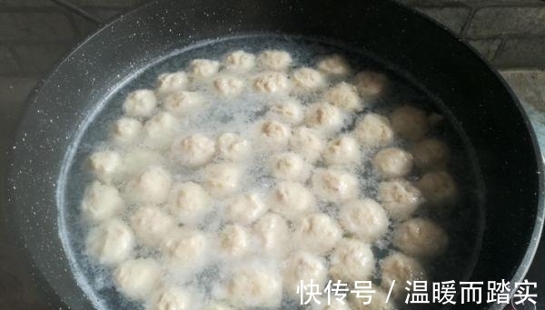 鱼泥|孩子想吃鱼丸，别总买着吃，自己做干净卫生，没有添加更健康。