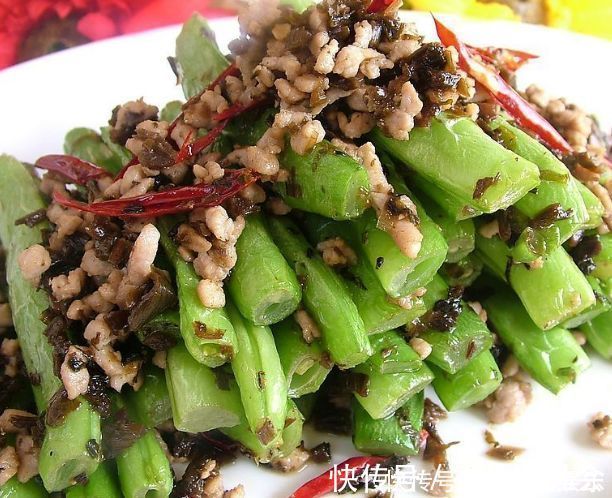 长寿|人到中年想长寿，可以坚持吃3种食物，补充营养，滋补身体