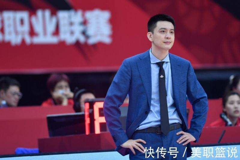 cbCBA辽宁男篮要引援?名记透露实情,有一弱点明显 杨鸣按理说知道