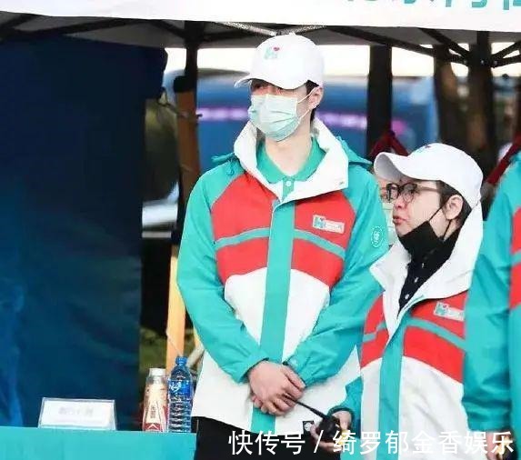 善款|占用皮划艇作秀，3亿善款未公开韩红基金会遭成立以来最大质疑