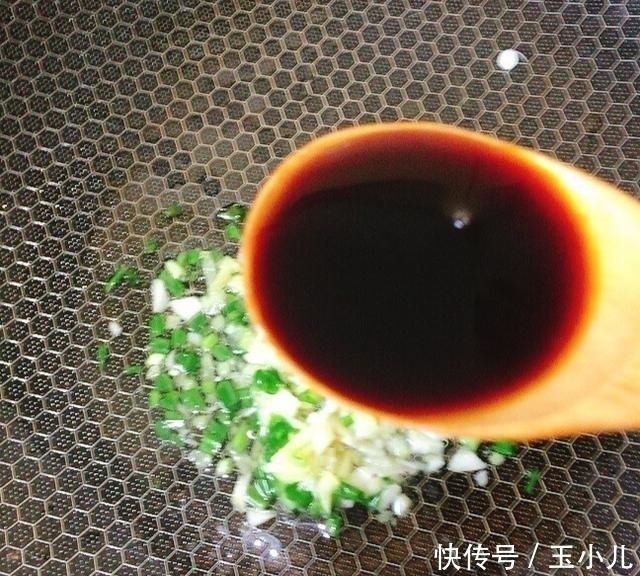 豆腐鱼好吃又有营养，吃了更聪明，和豆腐一起搭配，开胃又下饭