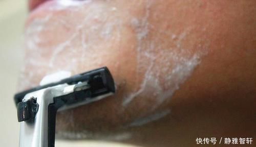 爱刮胡子的男性,能长寿别选错刮胡子的时间