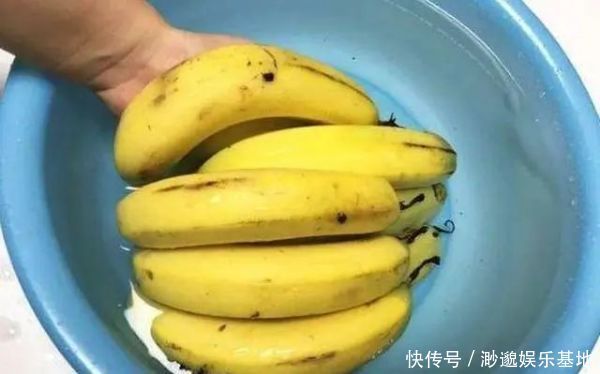 家都知道香|香蕉买回家!一定要用水洗一洗!知道作用的人不多,学会终身受用