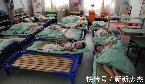 老师|“幼儿园为啥不能分房睡?”爸爸愤怒指责:“男女混睡”不像话!