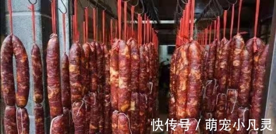 灌好香肠后，最忌直接晒，多加这一步，腊肠鲜香入味，营养不流失