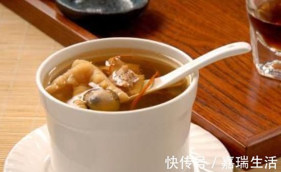 小米粥|坐月子产妇会吃很多高蛋白食物,那么,坐月子吃什么最有营养?