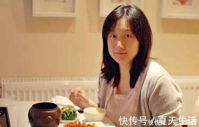 坐月子|“月子期”复工！吉娜身材仍完美，网友：媳妇坐月子，老公胖成球