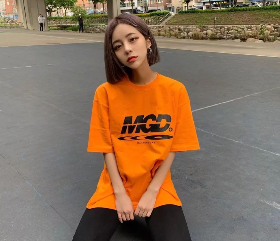 好看|短发“一刀切”,不打理也好看