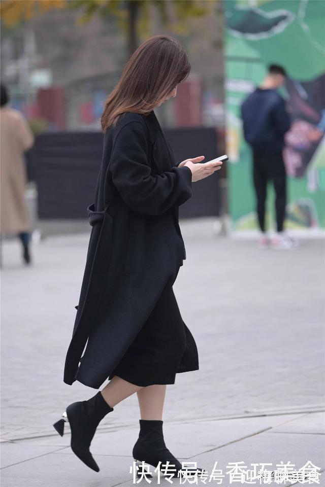 高级 冬天的短靴,要搭配出层次感,才会显得非常高级又时髦