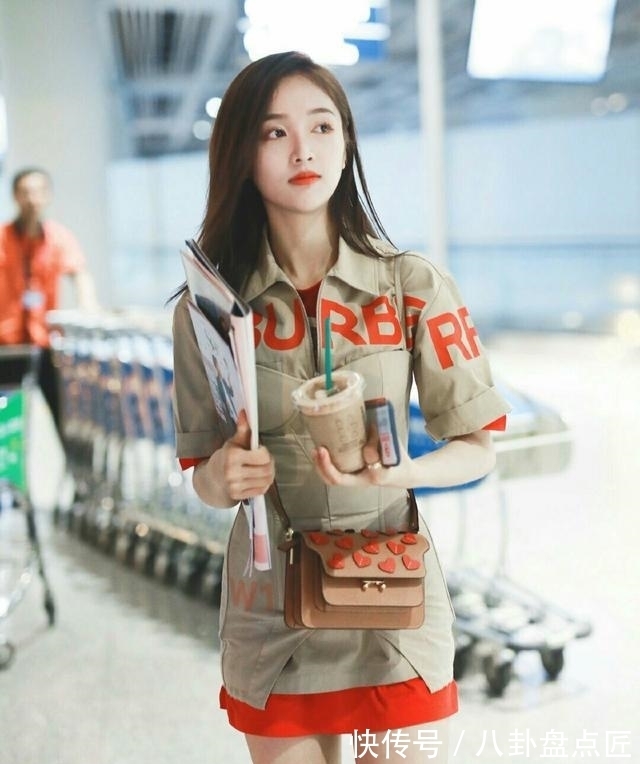 街拍|吴宣仪尴尬撞衫，内衣外穿被评输了，幸好“漫画腿”从来不输！