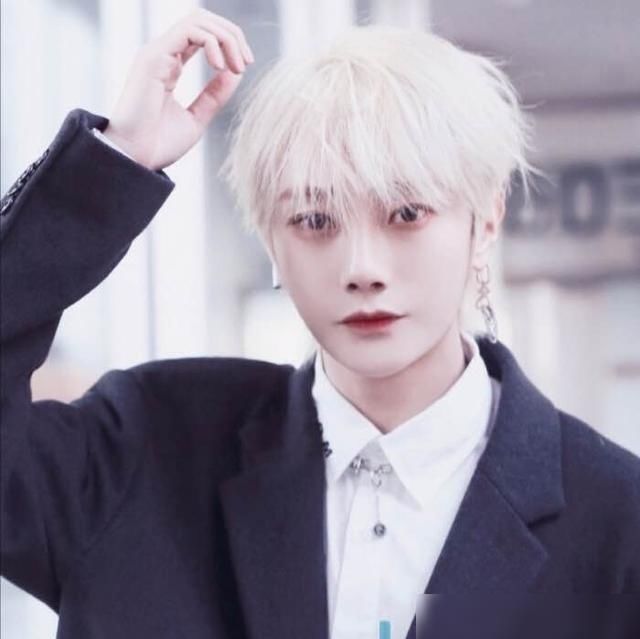 网曝《青春有你3》SWIN全员入选如果蔡徐坤当PD场面一定很尴尬