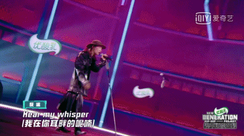 李荣浩|李荣浩走心开唱《贫穷或富有》，沉浸式 live 现场戳人泪点