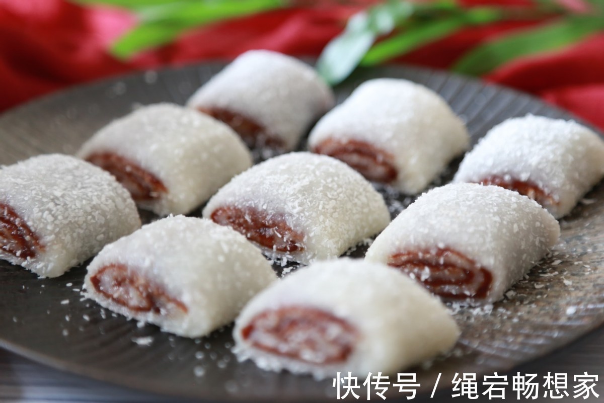 玉米淀粉|自制糯米豆沙卷，软糯的外皮，甜甜的馅料，真的是太好吃了