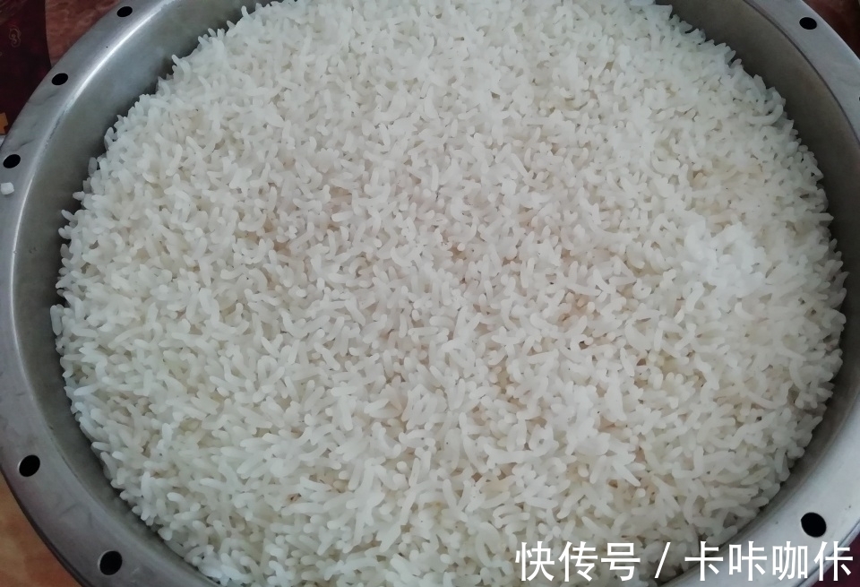小炒苦瓜|晒晒婆婆做的午餐，4菜1汤，营养又健康，网友：这是亲妈吧