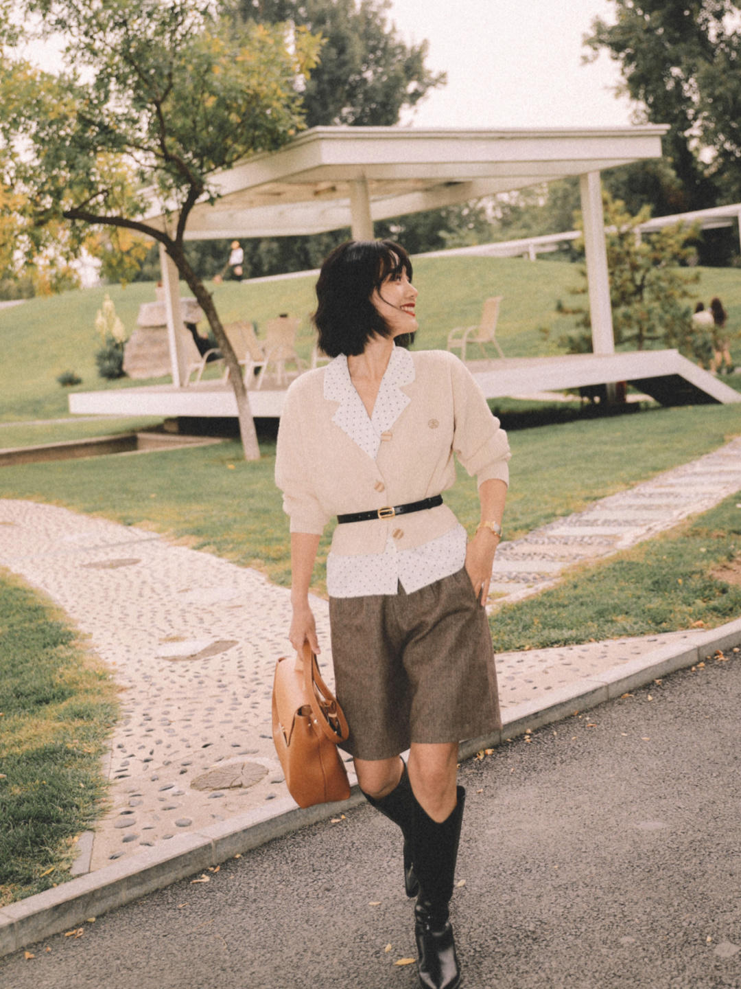 搭配 “针织衫”怎么穿才洋气?这些搭配温柔舒适还不挑人,咋穿都好看