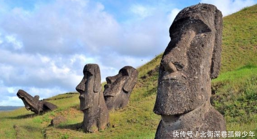 世界上最神秘的岛屿,惊现900尊巨型石像,半个身子被埋在地下