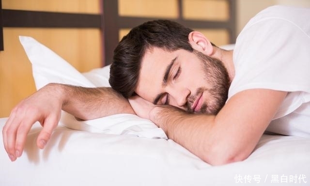 自然|翻来覆去睡不着?分享5个方法,睡到自然醒不成问题