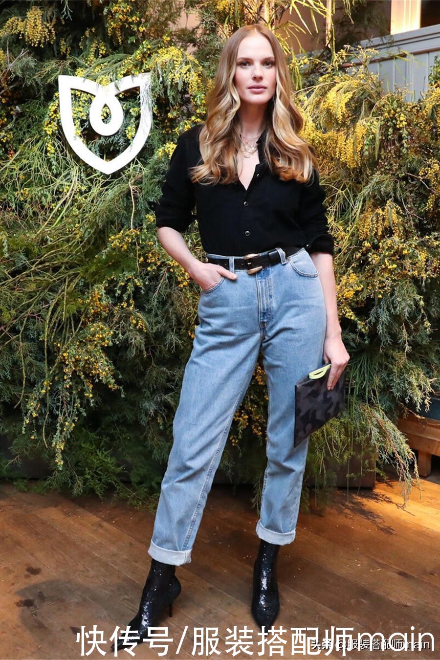 为什么说初春不能没有直筒牛仔裤？原来选对了，真的显高显瘦