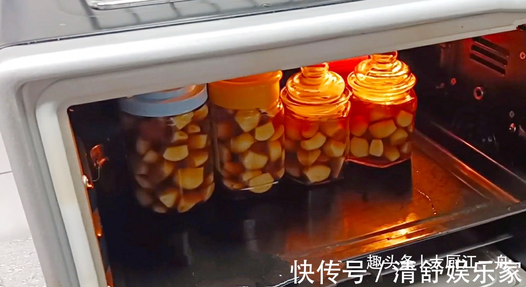 大蒜|腌腊八蒜,先放醋就错了,教你一招,1天就变绿,酸脆开胃又解馋