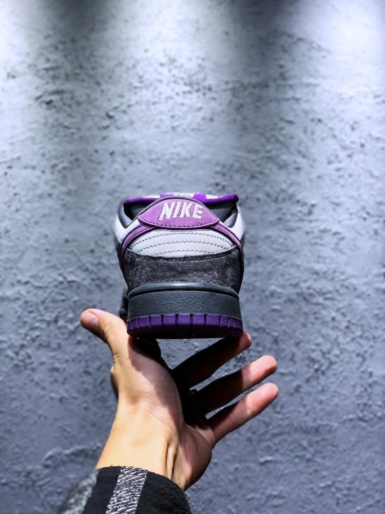 dunk 黑鸽子见多了看看这款颜值爆表的紫鸽子吧!