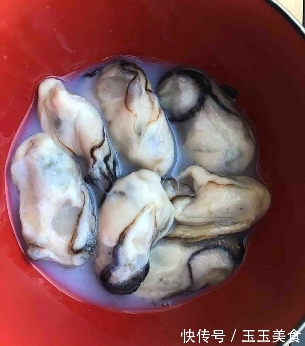 青霉素|鸡蛋和它炒,被称为“天然青霉素”,一星期吃两次老人小孩少感冒