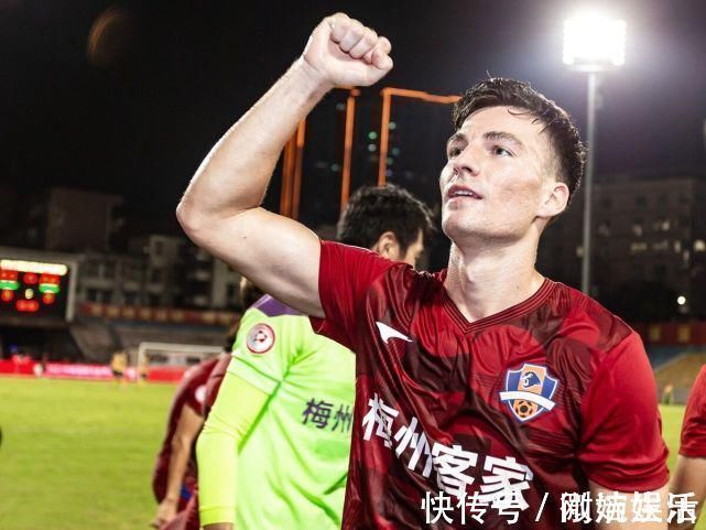 中超|惊喜!中甲最强中卫问世,防守全面+空中霸王,中超才是他的极限