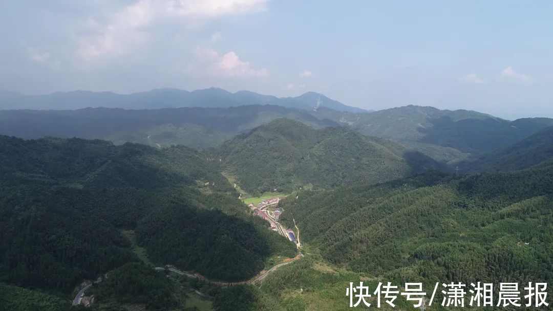 秋天|湖南这座“武功山”，有着最美的秋天草甸