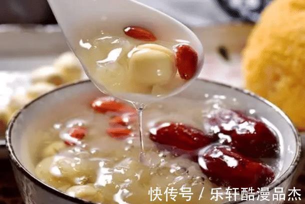 胶质|三伏天里,骨汤靠边站,多做这道甜汤,好喝不腻,常喝气色好