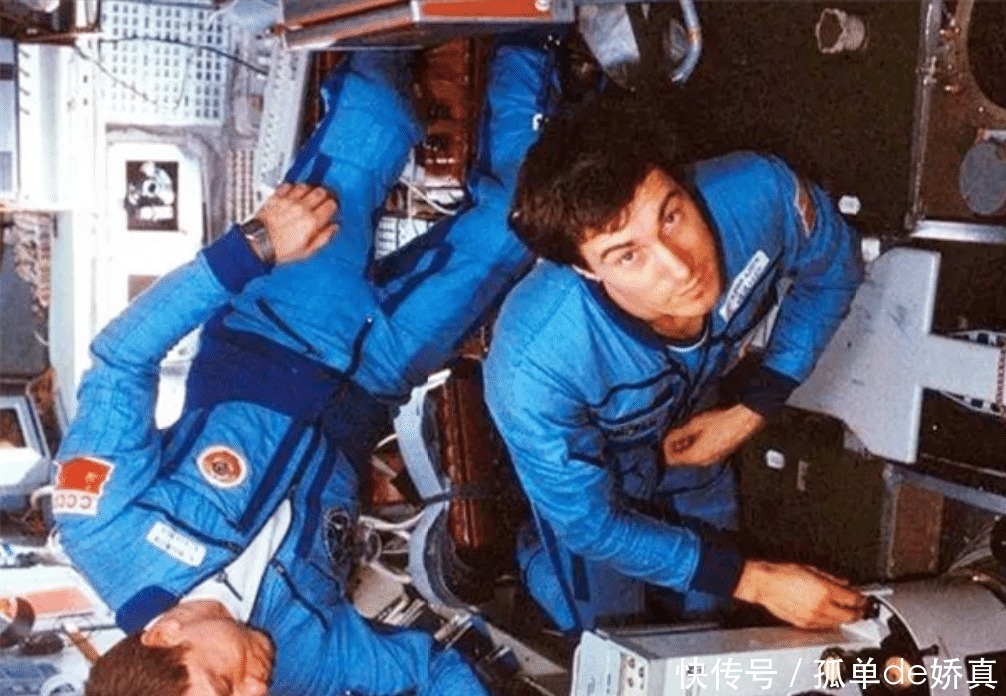 上天 前苏联“航空英雄”，上天之后国家没了，被遗忘在外太空311天