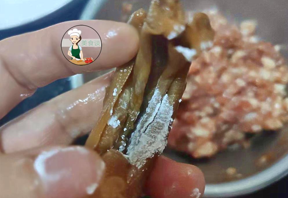 年夜饭必备此菜,蒸一蒸10分钟就好,好看好吃寓意好,待客有面子