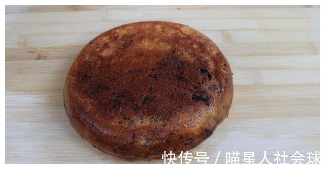 桑葚酱|家里没烤箱,分享一个用电饭煲做面包的方法,松软好吃比卖的还香