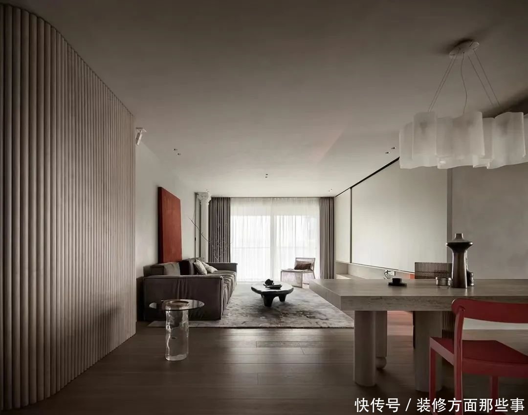 侘寂风混搭,造就美学盛宴,这个家有点儿时髦|198㎡大平层 | 主卧