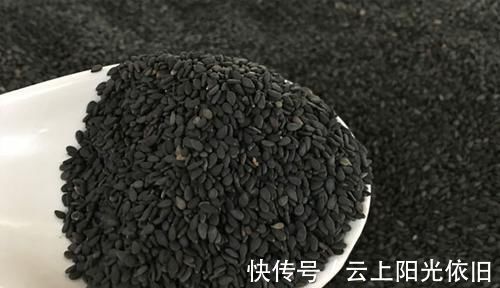 骨骼|青春期孩子想长高,基因是一方面,常吃“养骨食物”也是个好方法