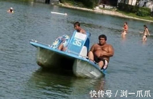 |搞笑GIF:刚开始挺淑女的,没想到也是个逗比!