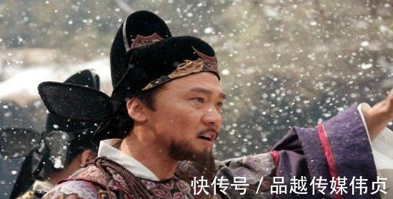 左氏春秋!巡抚出一上联,知府半天对不出,7岁孩童:我来!巡抚惊诧不已