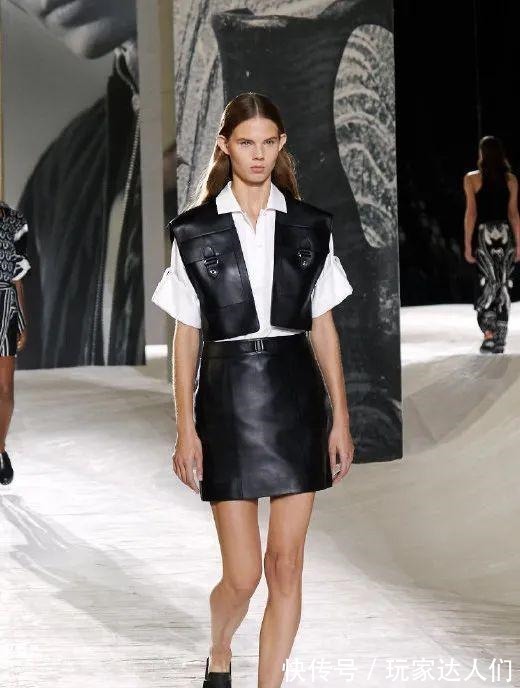 女性 爱马仕又一次打开了女性的新世界!