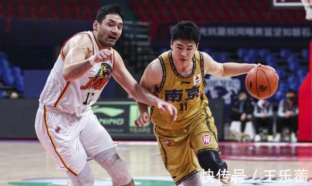 赵岩昊|CBA排名更新!北京爆冷输球第9 上海坐二望一 南京21连败垫底