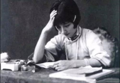 林徽因与陆小曼最大的不同,如果爱一个男人,她不会与他同居30年