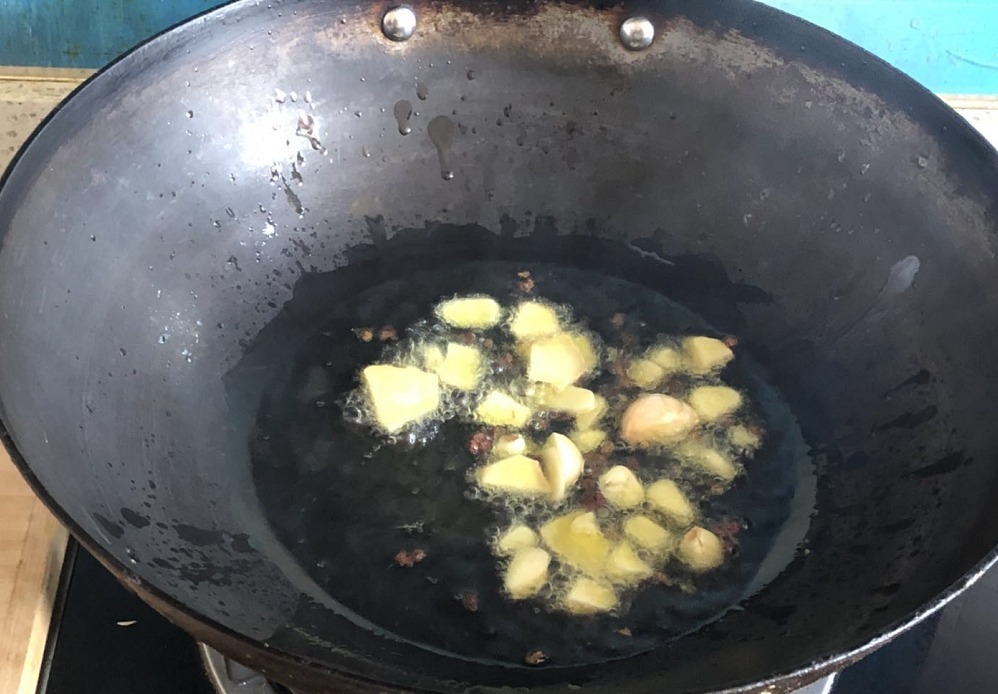 我们家最受欢迎的一道菜，营养美味又不腻，老公天天嚷着要吃