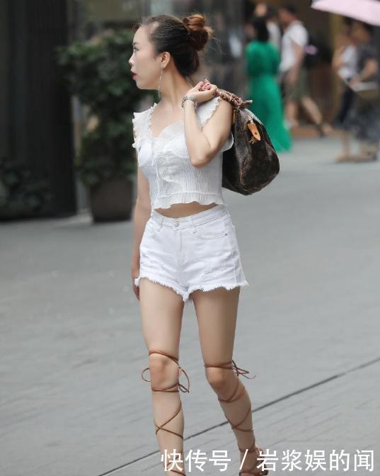 个性|如果你不会系这个鞋带,那就无法找这个美女当老婆,这鞋子太个性
