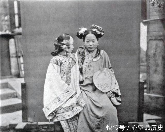 生母|晚晴老照片出宫办事的嬷嬷惊艳街头，图4光绪的生母，图5溥仪的亲奶奶