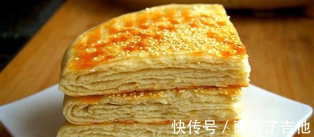 酱香|花生酱千层小饼，做法简单，酱香浓郁，酥脆可口，当做早餐刚刚好！