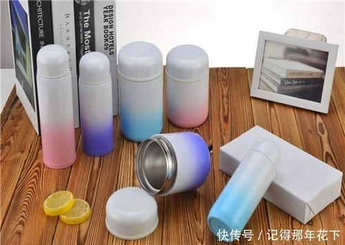 保温杯的使用禁忌，以下3种水不适合放杯里，很多人都没注意